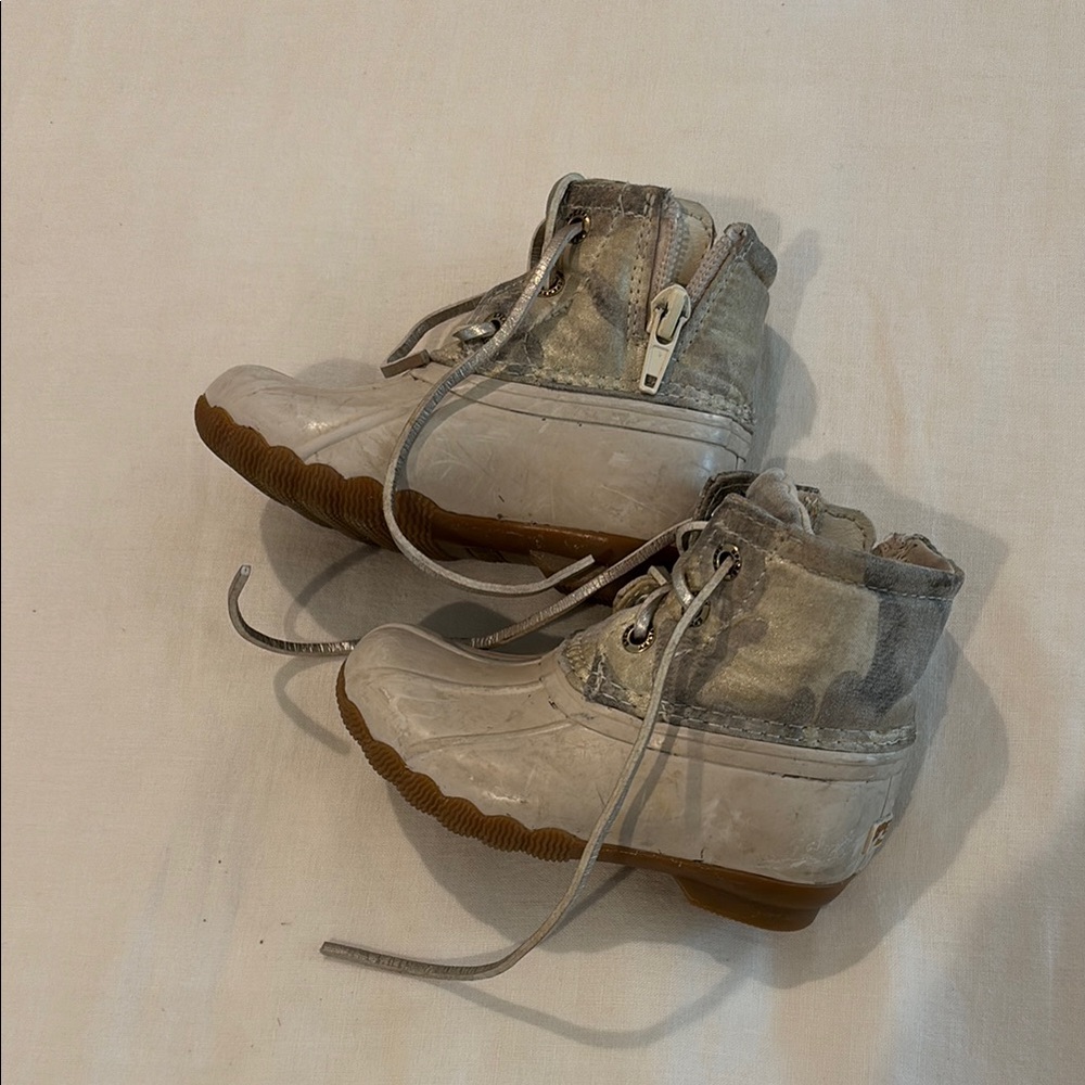 Stylish Gray and Tan Ankle Boots